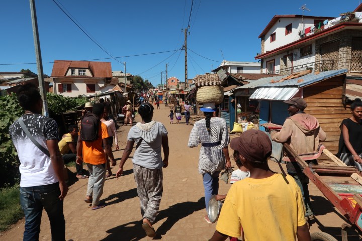 蜜月二部曲－【馬達加斯加】6天6夜，不思議的生態地質人文之旅 〈DAY 2〉